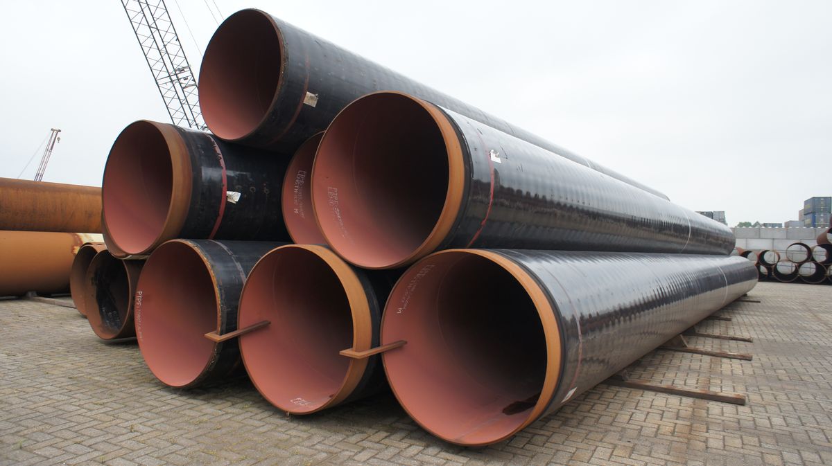 STEEL PIPES